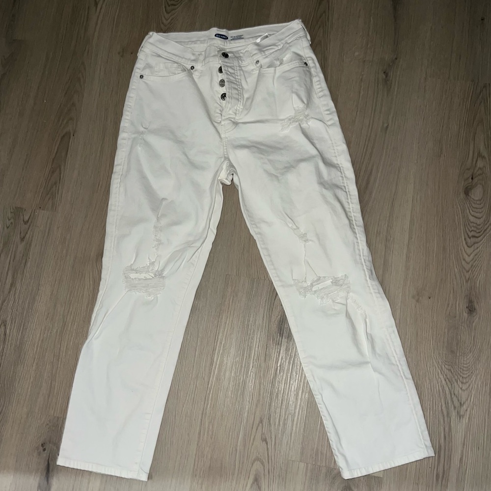 Old Navy White Straight Leg Jeans Women’s Size 10 | Distressed Ripped Denim